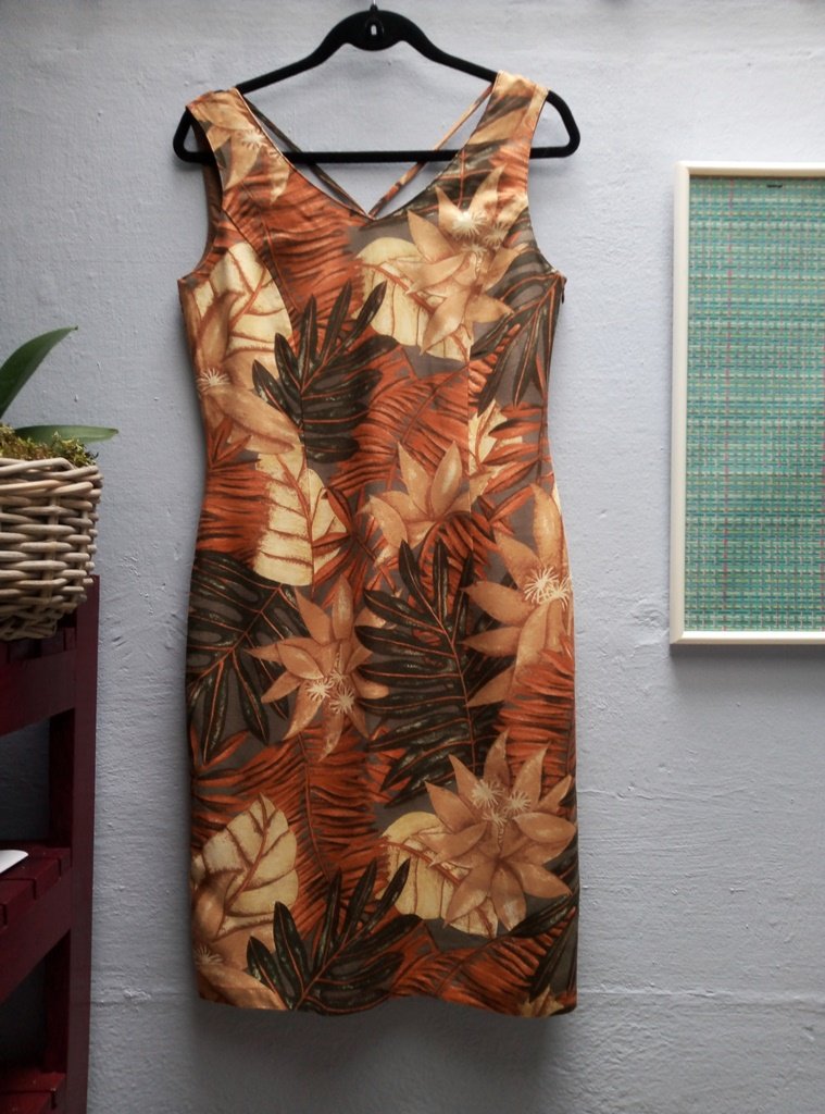 Schönes Kleid. Größe. M. Etuikleid