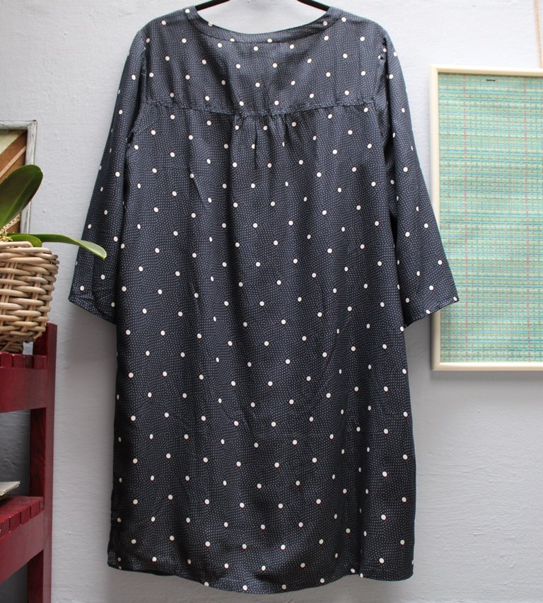 Leichtes lockeres Sommer Kleid aus Viskose. Gr.40-42 Gina Benotti