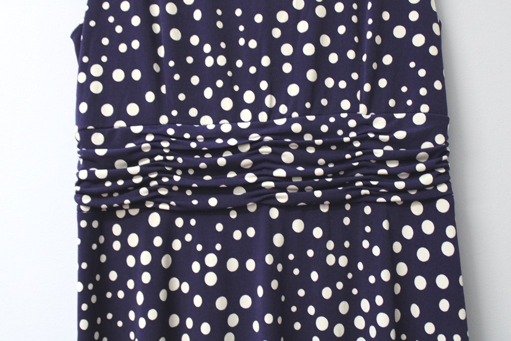 Schickes Kleid. Kleid mit Punkten. Gr. L. Jessica Howald