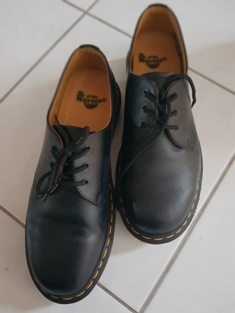 Dr. Martens original Herren schwarze glatte Schnürrschuhe