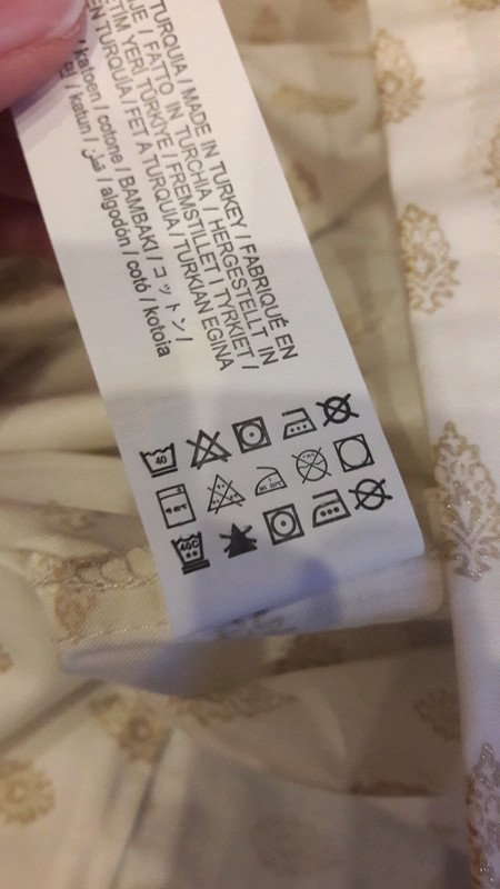 Kissenbezug Kissenhülle weiß mit goldenen Blättern von Zara Home