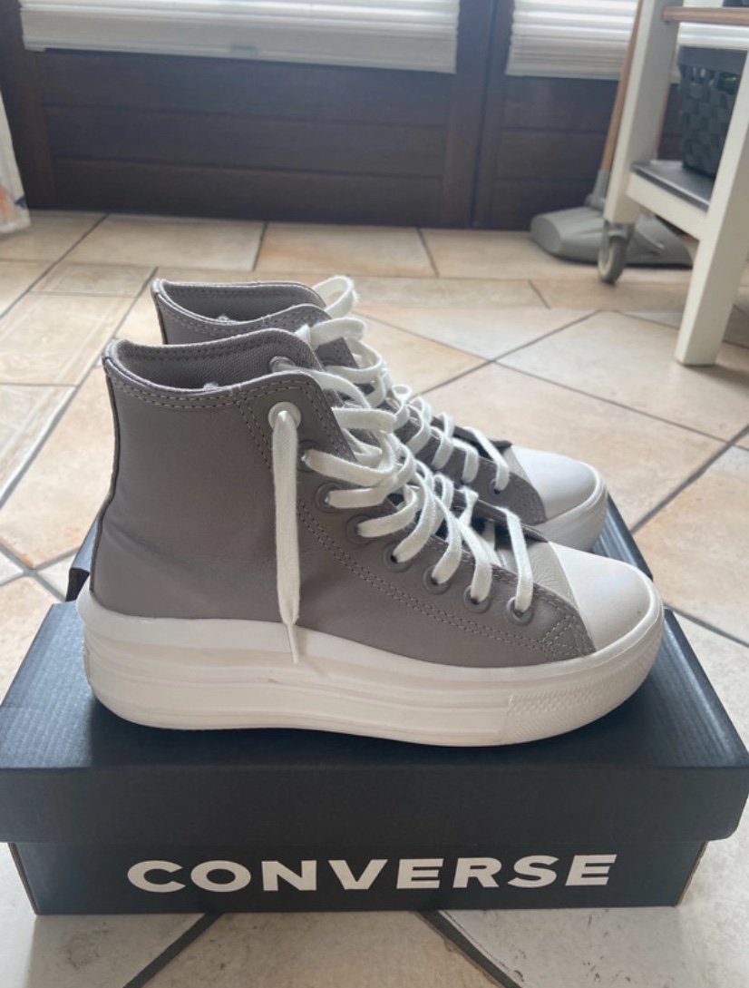 Converse Steingrau