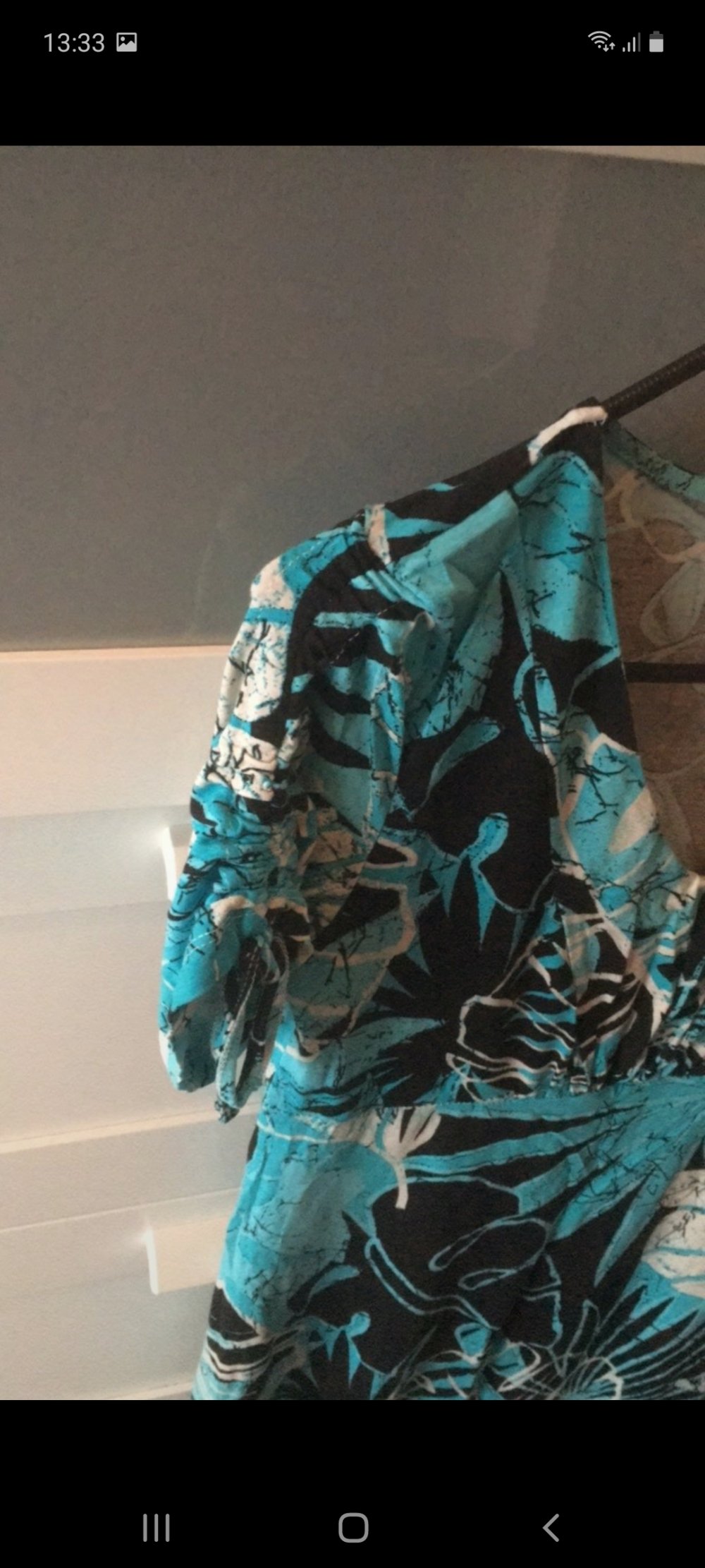 Ein kurzärmeliges Kleid, Größe S 