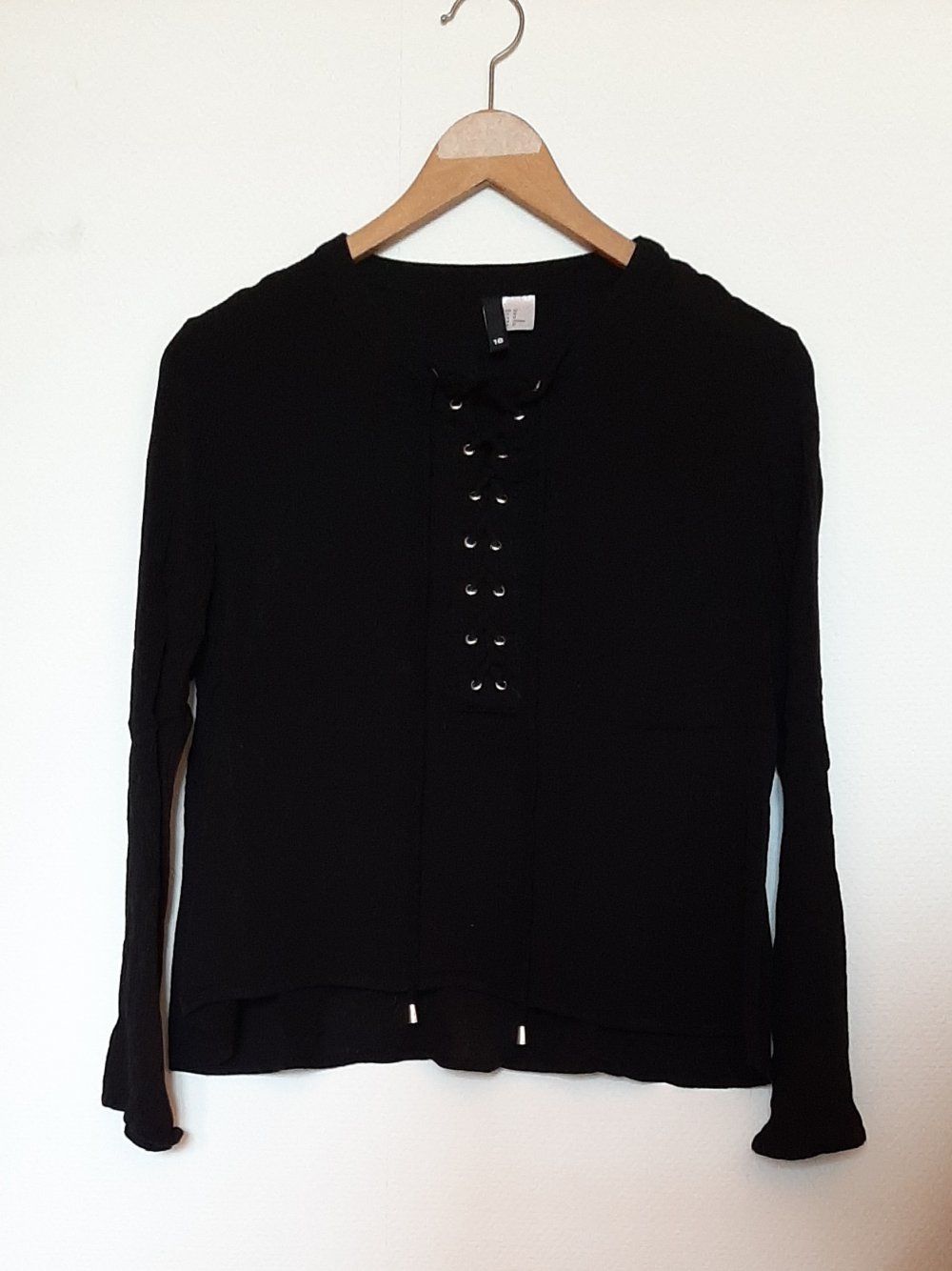 Bluse mit Schnürung