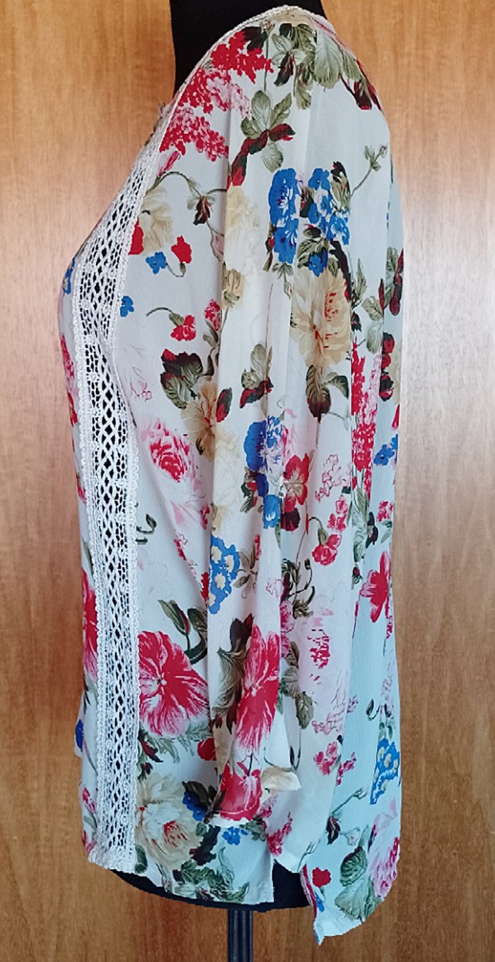 Ausgefallene Bluse mit Blumenmotiv, by Citta, ca. Gr. 38