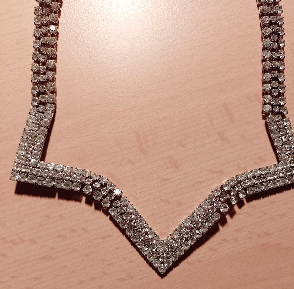 Ausgefallene Strasskette