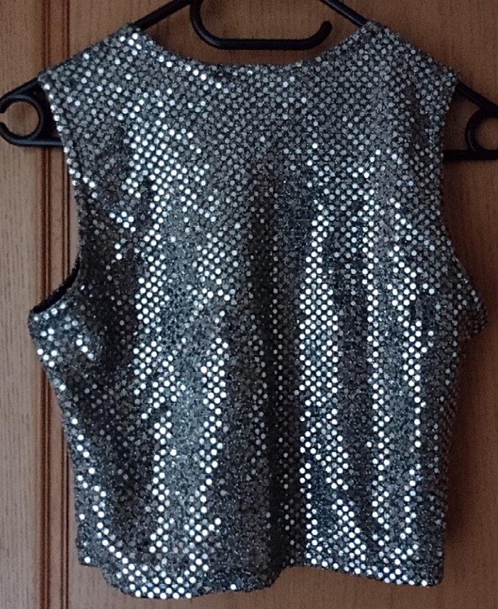 Kurzes Glitzertop, silbergrau, Gr. M, Hennes Collection