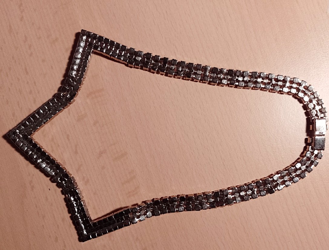 Ausgefallene Strasskette