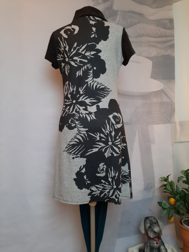 Winterkleid/Strickkleid mit Hinkucker-Effekt!