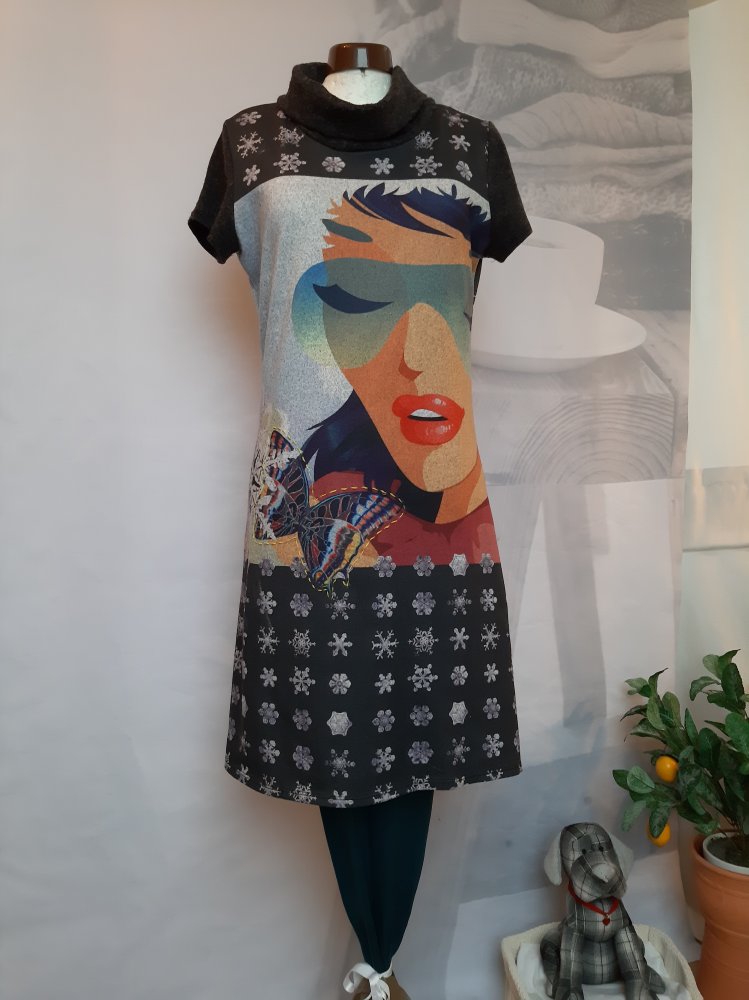 Winterkleid/Strickkleid mit Hinkucker-Effekt!