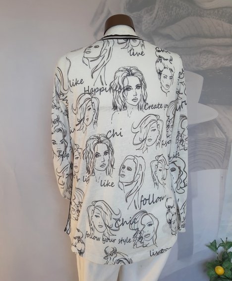 Pulli mit interessanten Druck