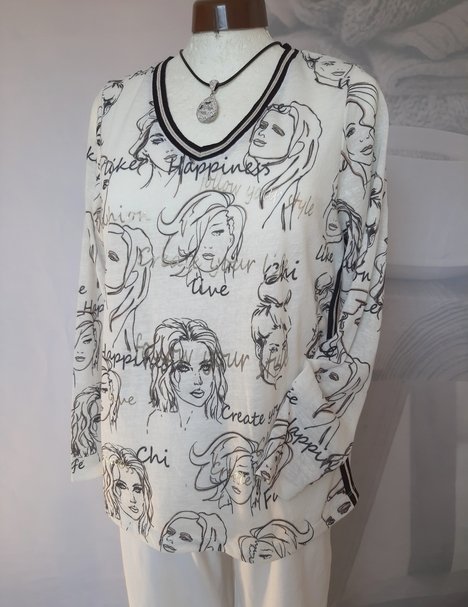 Pulli mit interessanten Druck