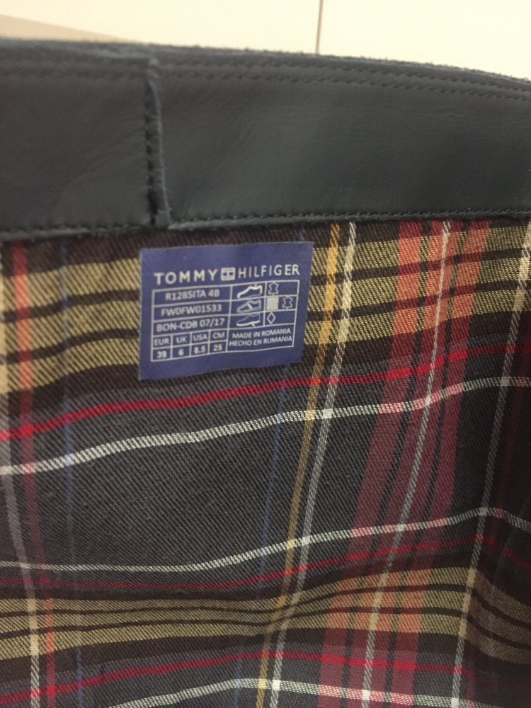 Stiefel Tommy Hilfiger,  Gr. 39, neuwertig 