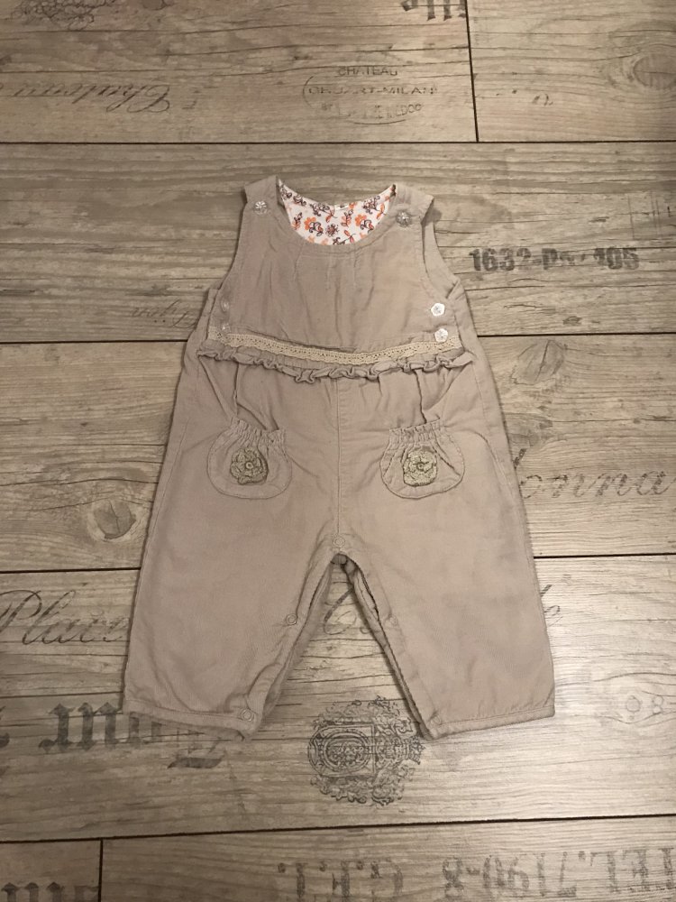 Latzhose aus Cord Gr. 62