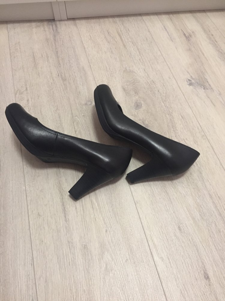 Tamaris Pumps Gr. 38