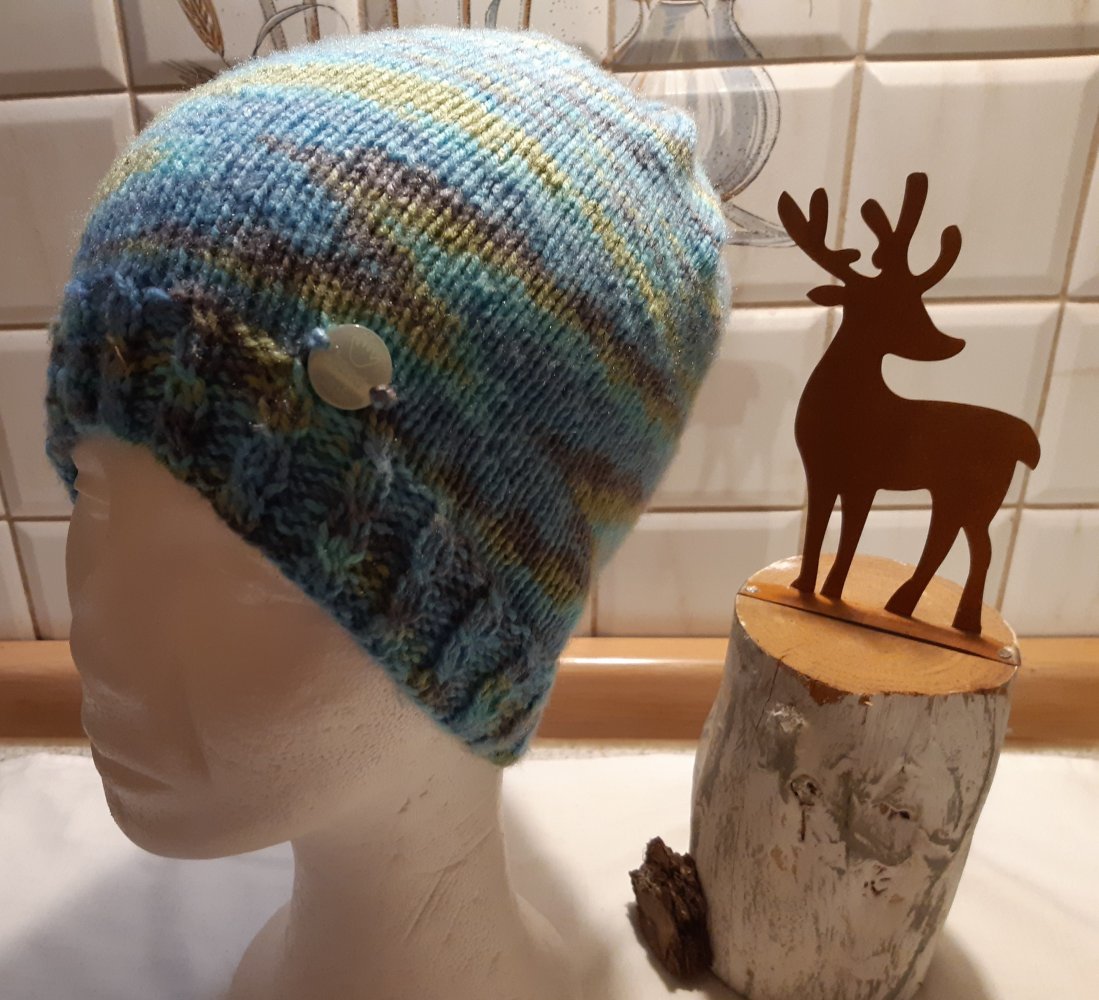 Handgestrickte Herrenmütze neu