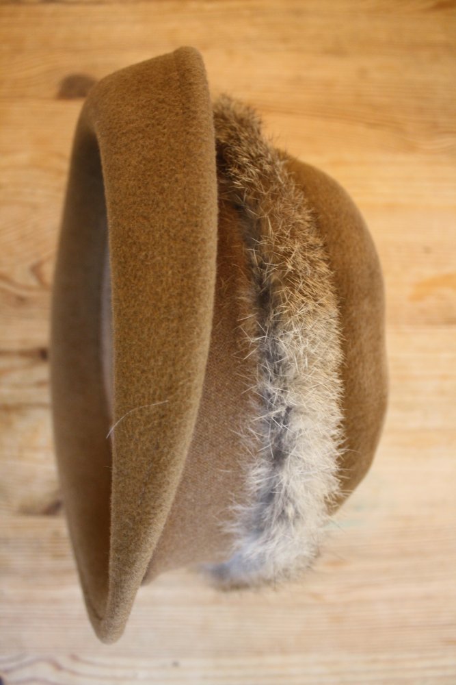 Hut - Wollfilz braun mit Pelzbesatz