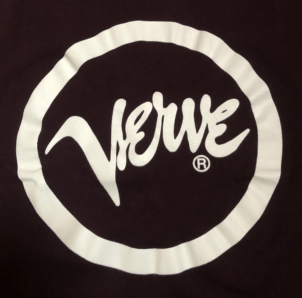 Cooles Verve T-Shirt in Brombeerrot! Neu!