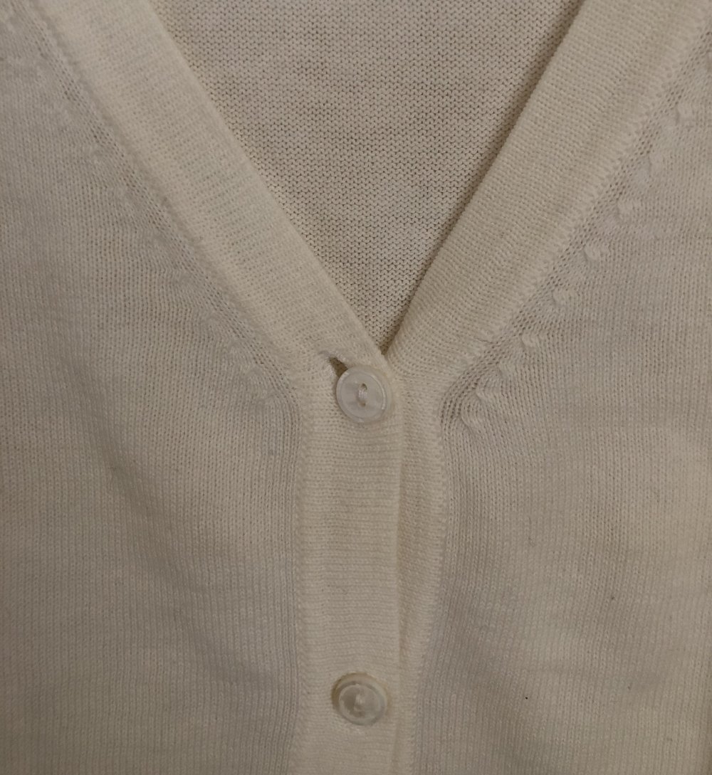 Weiße, dünne Strickjacke von WE! Ungetragen!