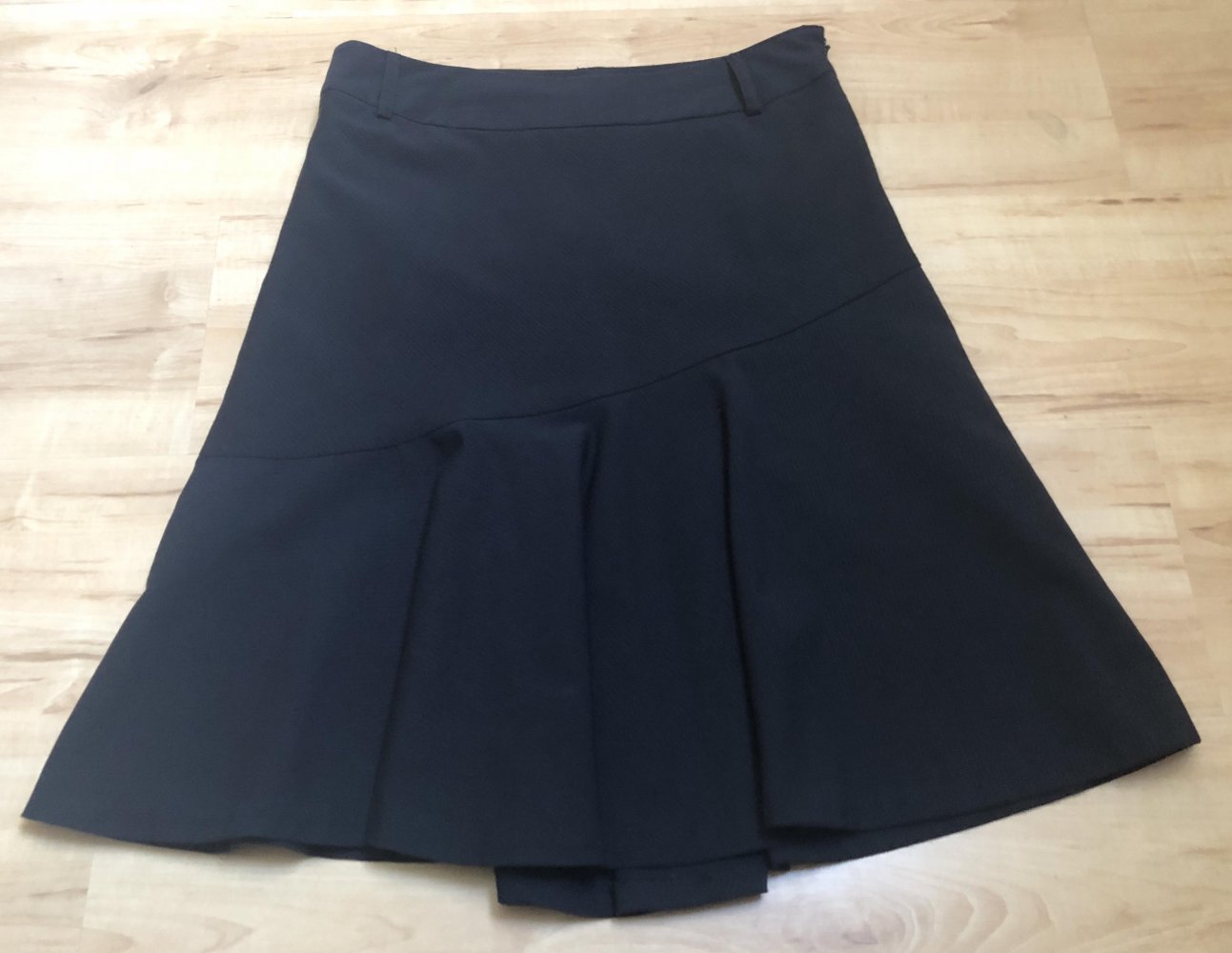 Süßer schwarzer Business-Rock! Wie neu!