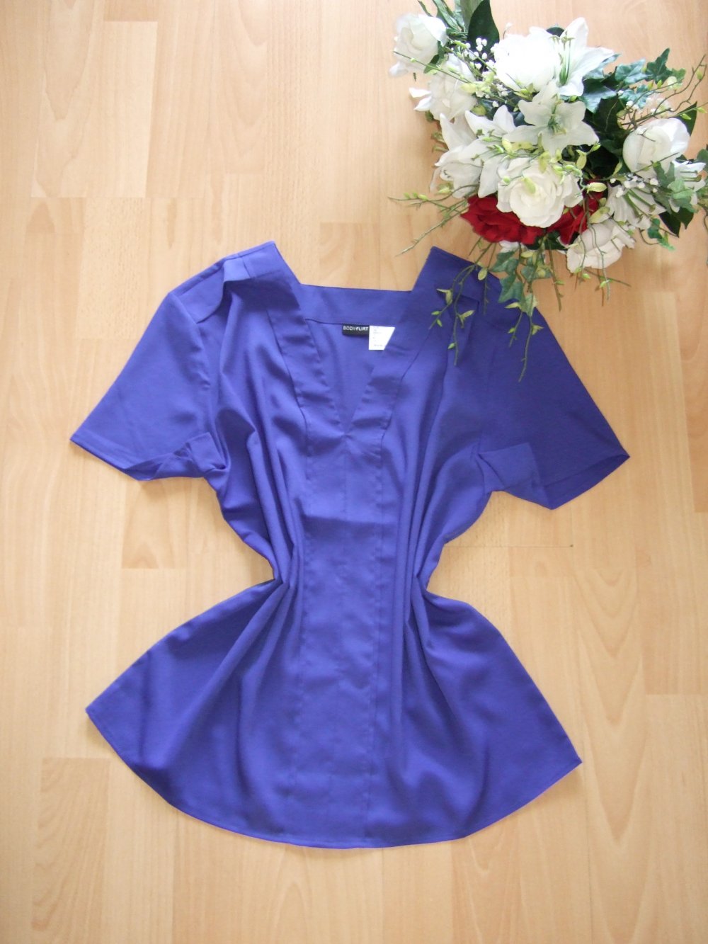 Modern Bluse Gr. 38 neu