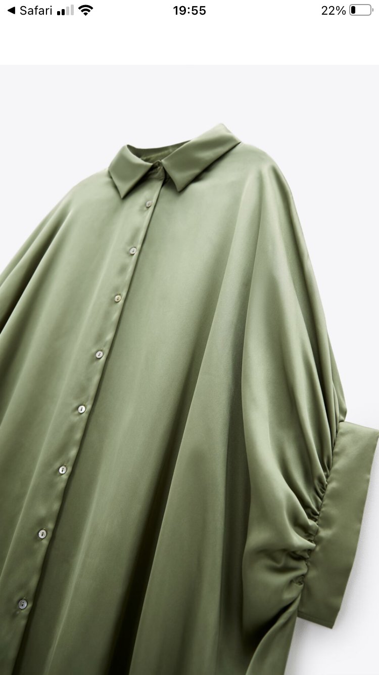 Grüne Satin Oversize Bluse von Zara
