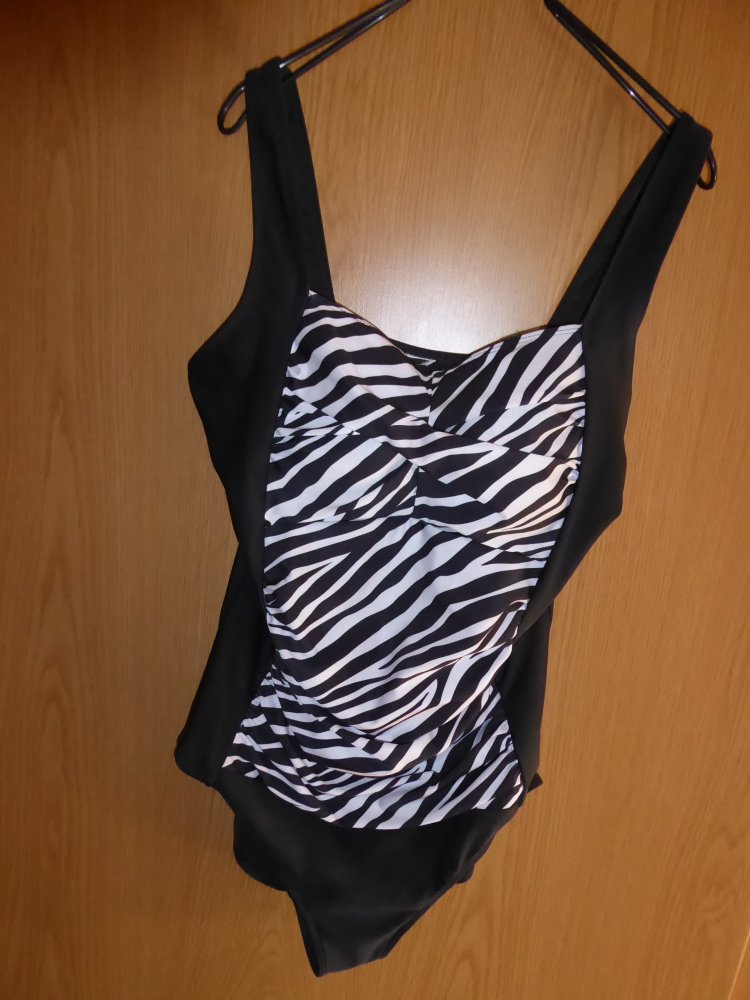 Damen Badeanzug Schwarz mit weißen Muster Gr. 48