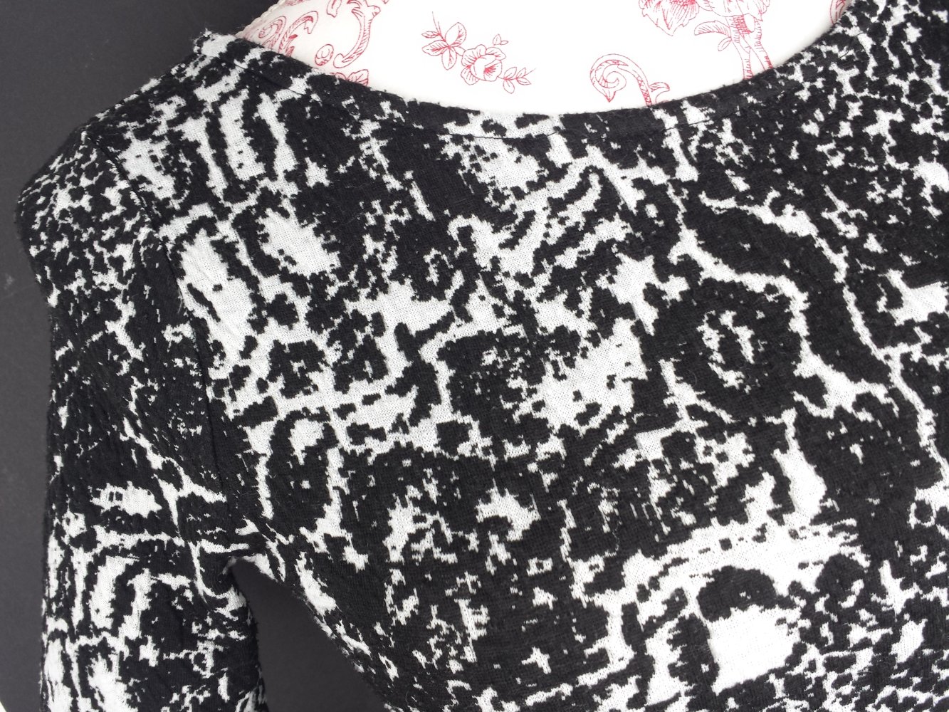 Sommerkleid Größe Gr 36 schwarz weiß kurze Ärmel Kleid Kurz Rückenausschnitt Rücken Muster