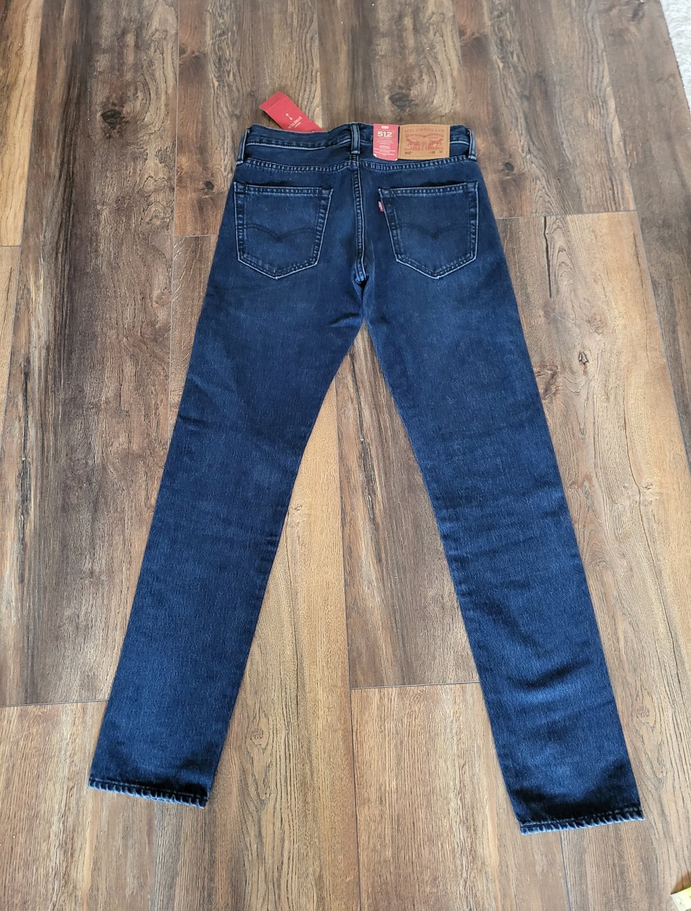 Jeans 512 von Levi's W28 L32 dunkelblau neu