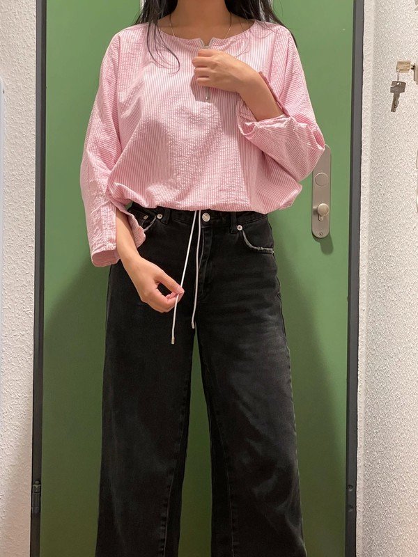 Gestreiftes Oberteil mit Reißverschluss