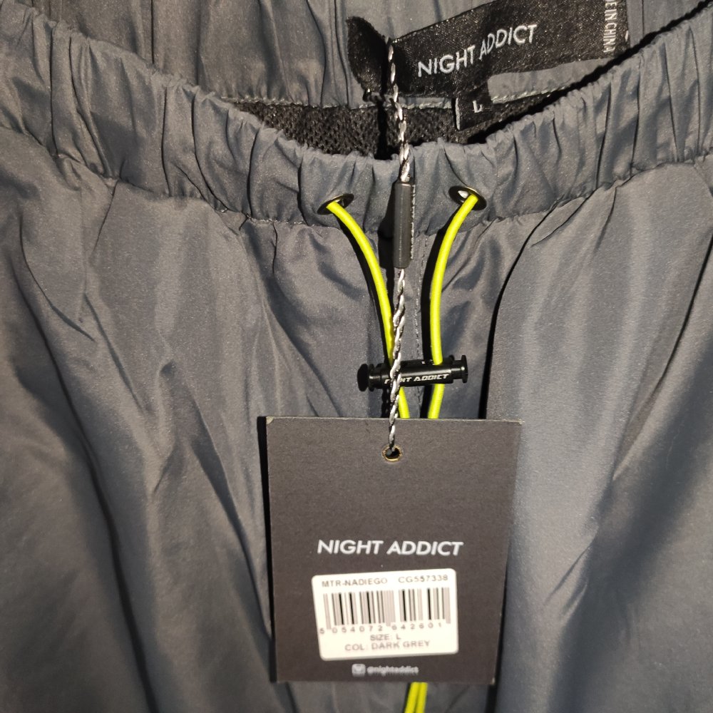 Night Addict Sporthose neu M - L