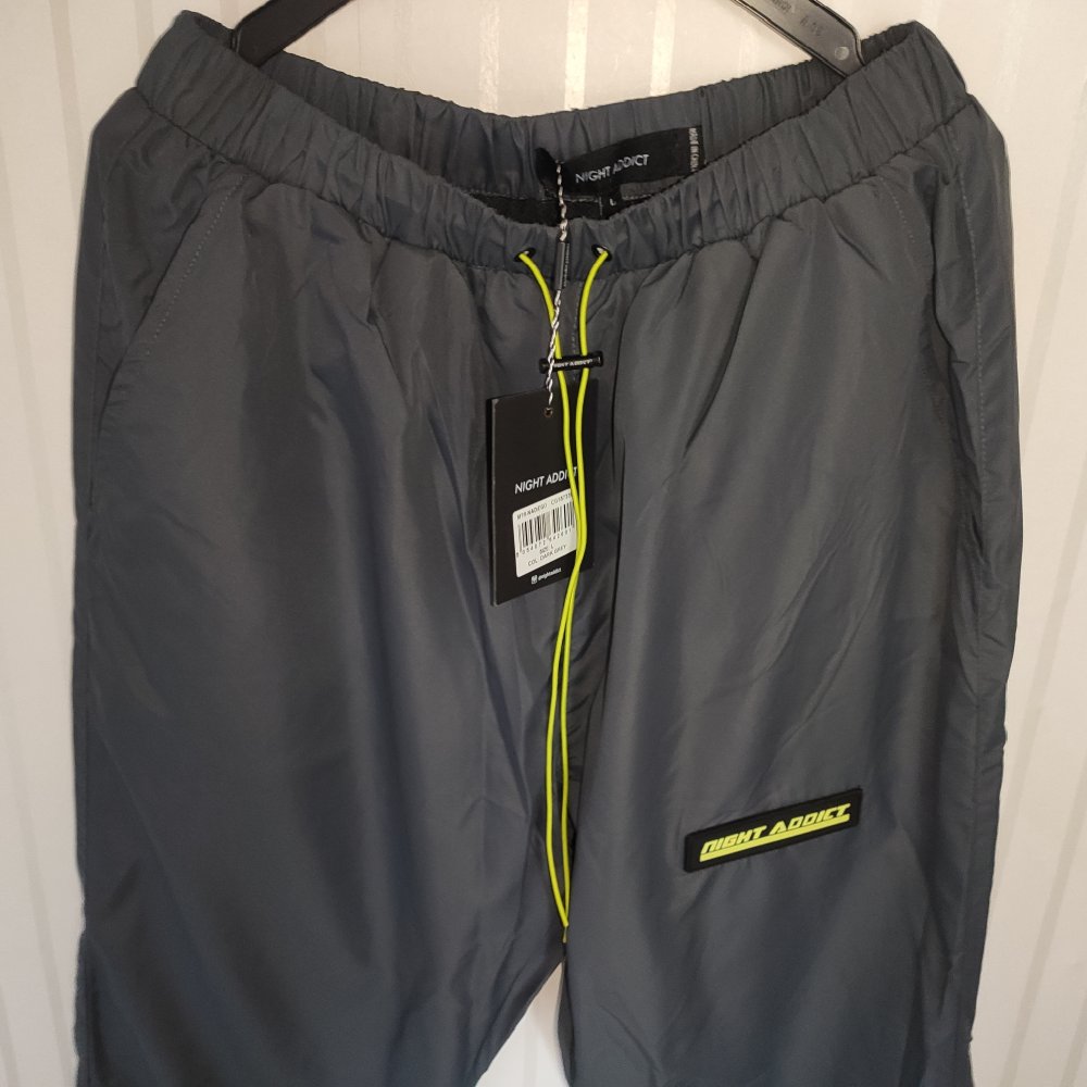 Night Addict Sporthose neu M - L