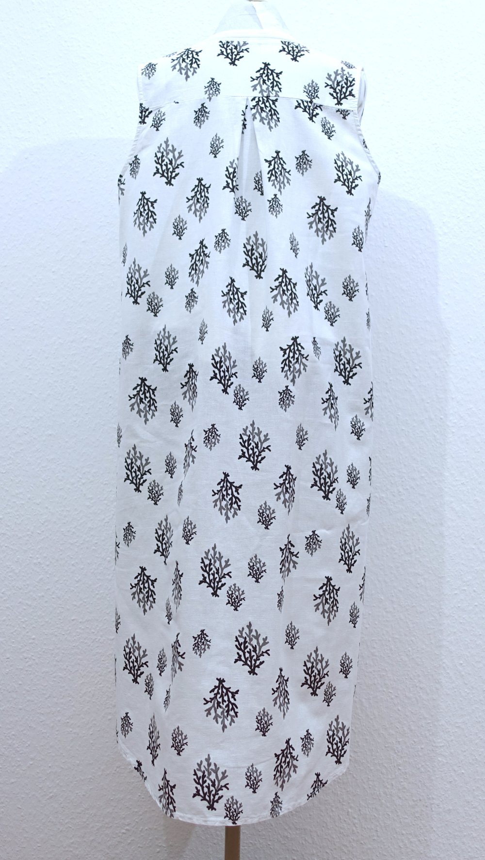 Kleid mit Korallenmuster, vokuhila, Leinen oder Baumwolle, 42/44