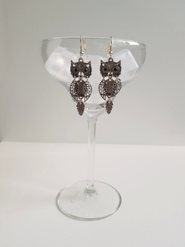 Eulenohrringe mit beweglichen Elementen