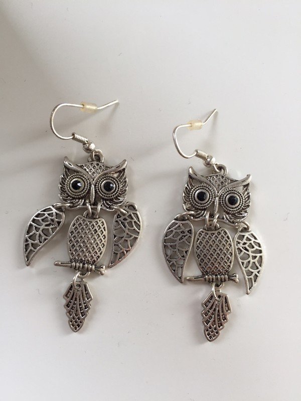 Eulenohrringe mit beweglichen Elementen