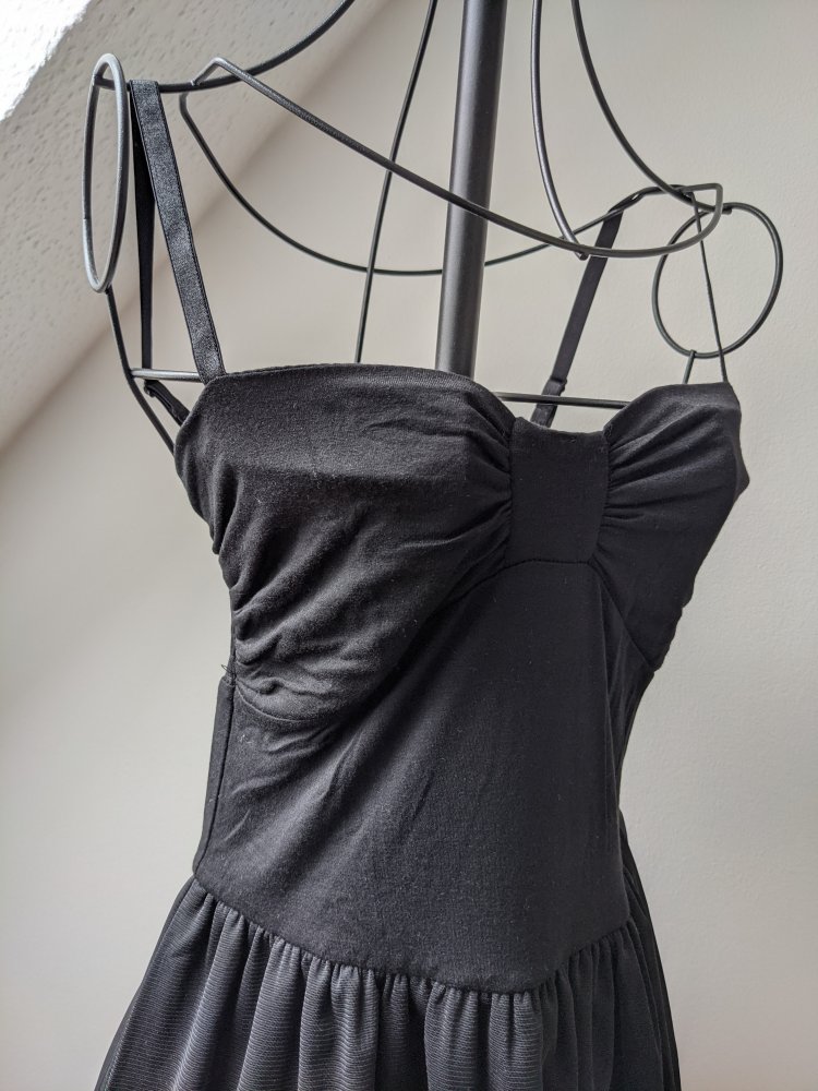 Cooles Tüllkleid von Zebra