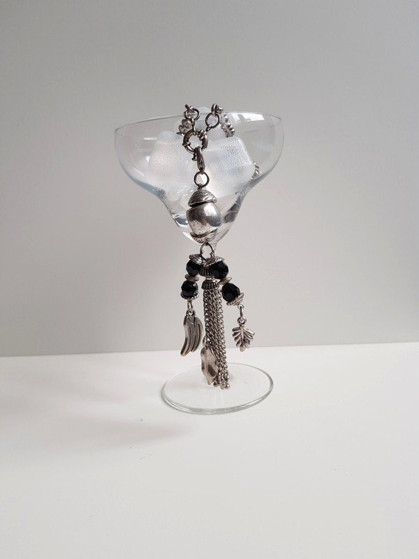 Massive Halskette in silber und schwarz