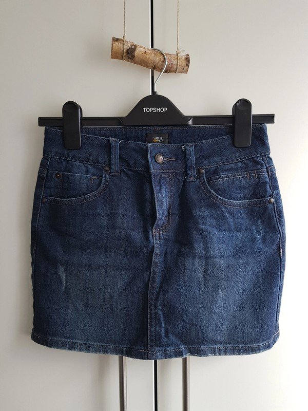 Dunkler Jeansrock von Yes or No