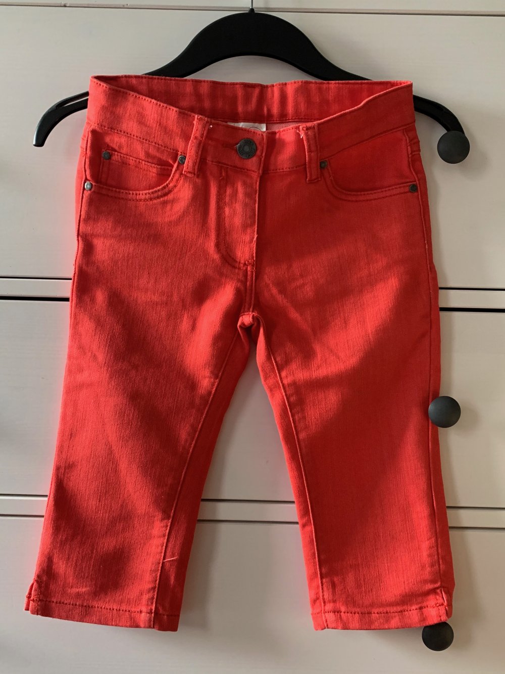 Rote Bermuda für Mädchen - NEU