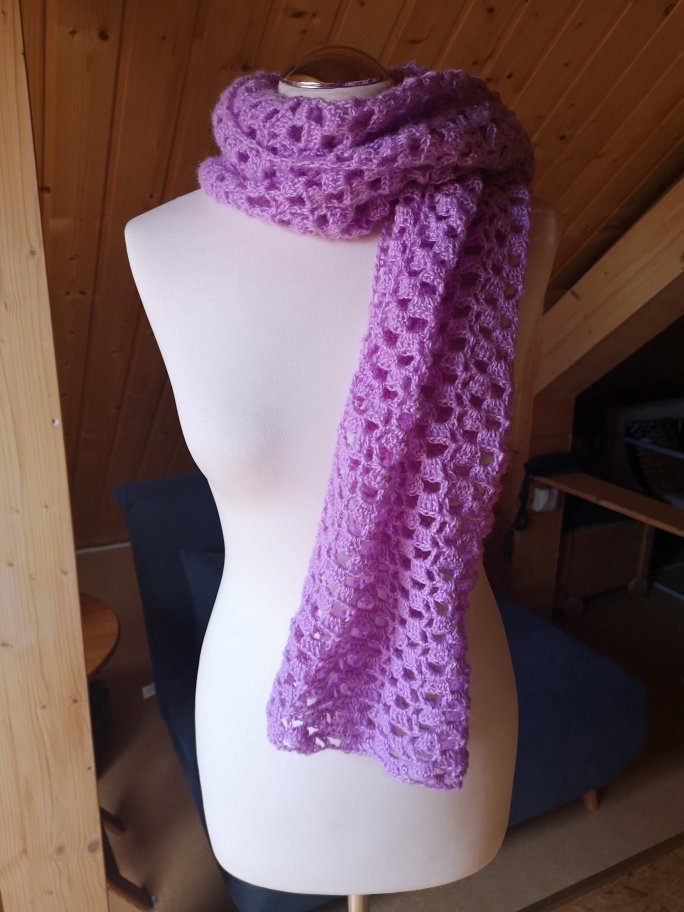 Schal Stola Schultertuch Seelenwärmer Handarbeit NEU