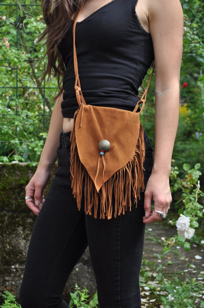 Umhängetasche mit Fransen
