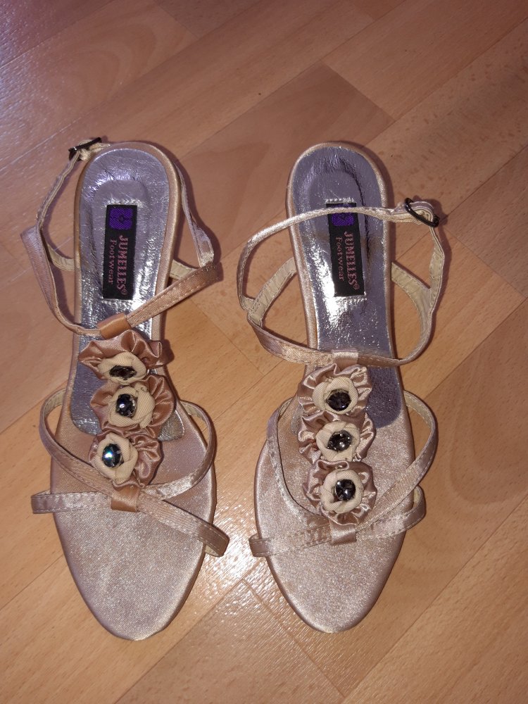 Sandalette Pumps Gr. 37 champagner satin