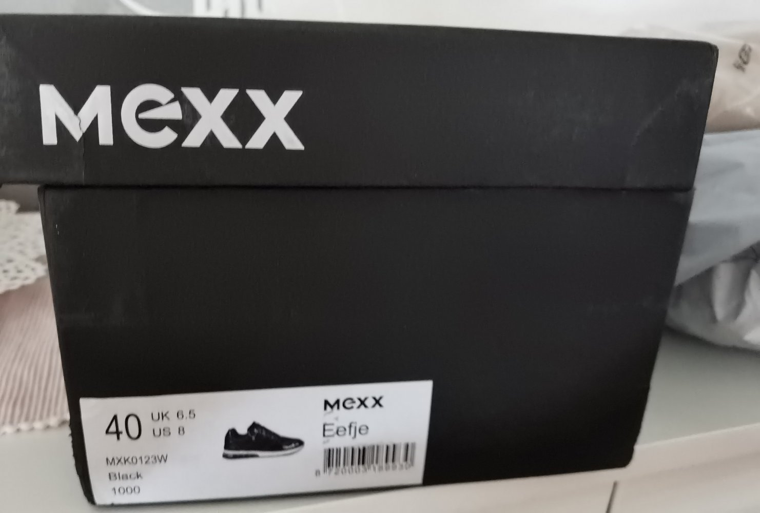 Neue mexx Turnschuhe schwarz 