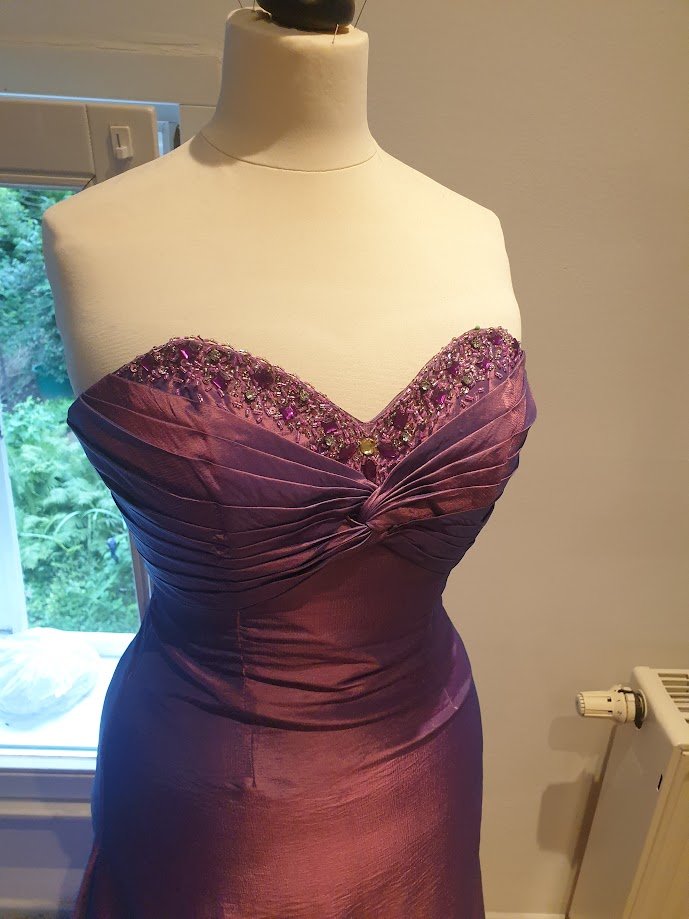 Elegantes Abendkleid, Ballkleid, Abikleid