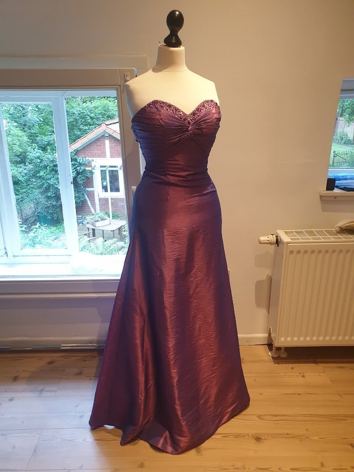 Elegantes Abendkleid, Ballkleid, Abikleid