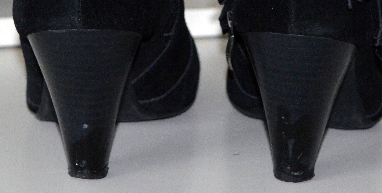 Raffinierte Stiefeletten, Wildleder, schwarz