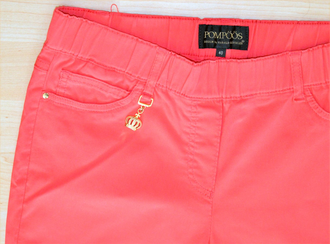 Schicke Damen Hose, Rot,