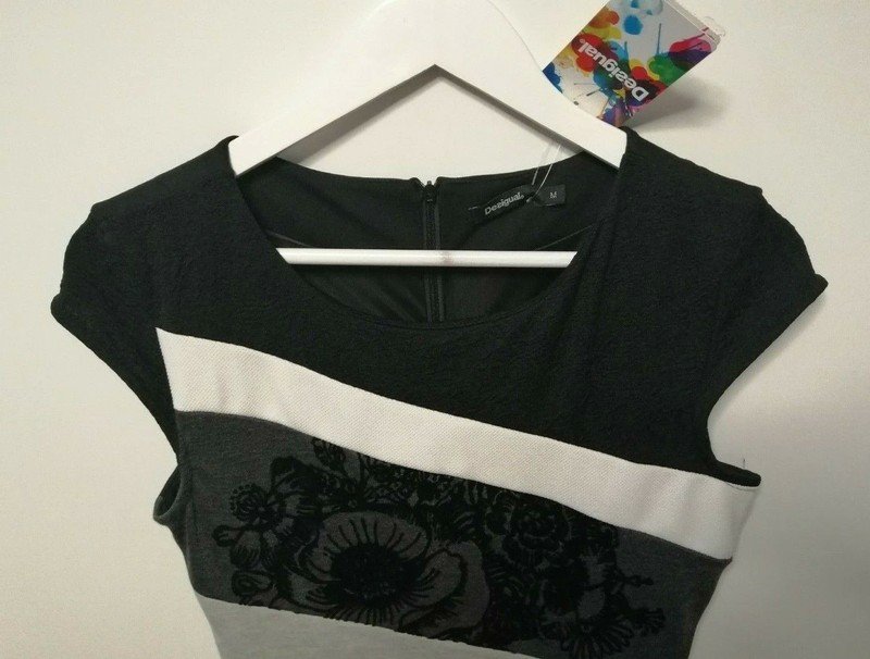 Neues Desigual Damen Kleid in der Gr. M