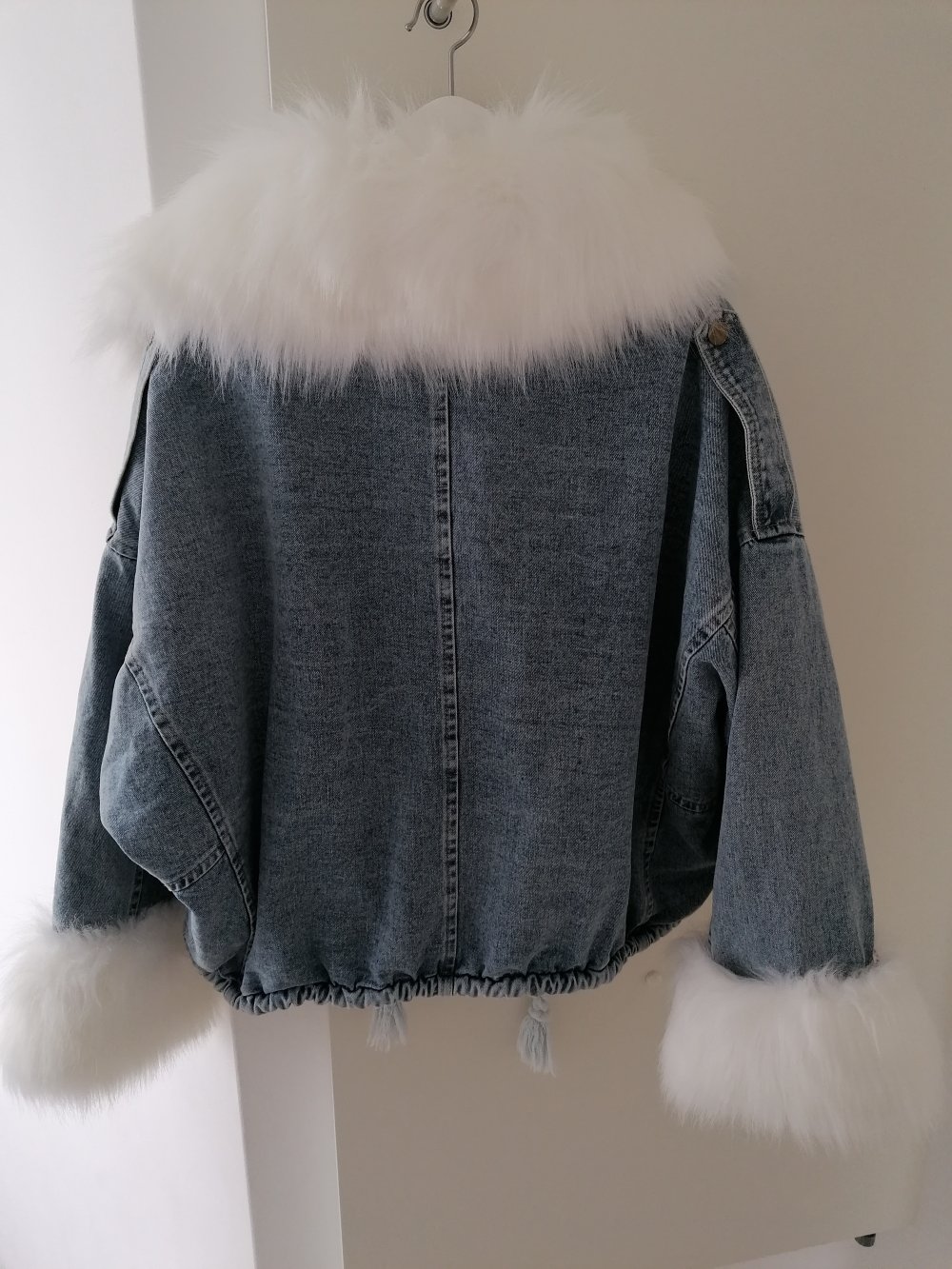 Oversize Jeansjacke mit Fell