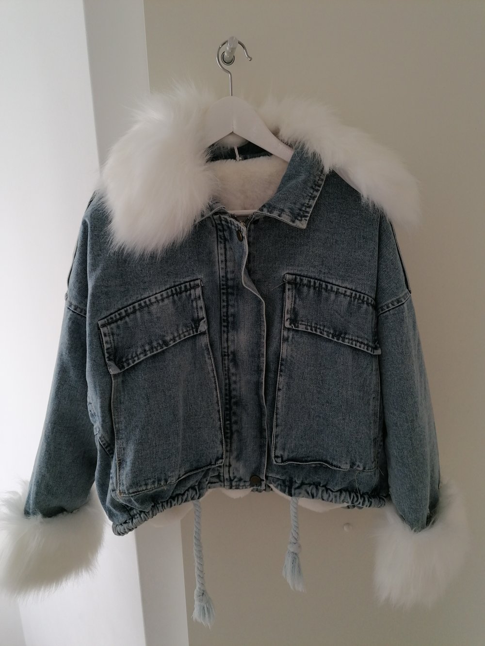 Oversize Jeansjacke mit Fell